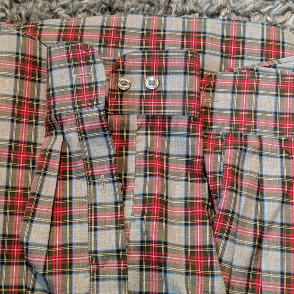 L.L. Bean plaid casual shirt - Picture 3 of 3
